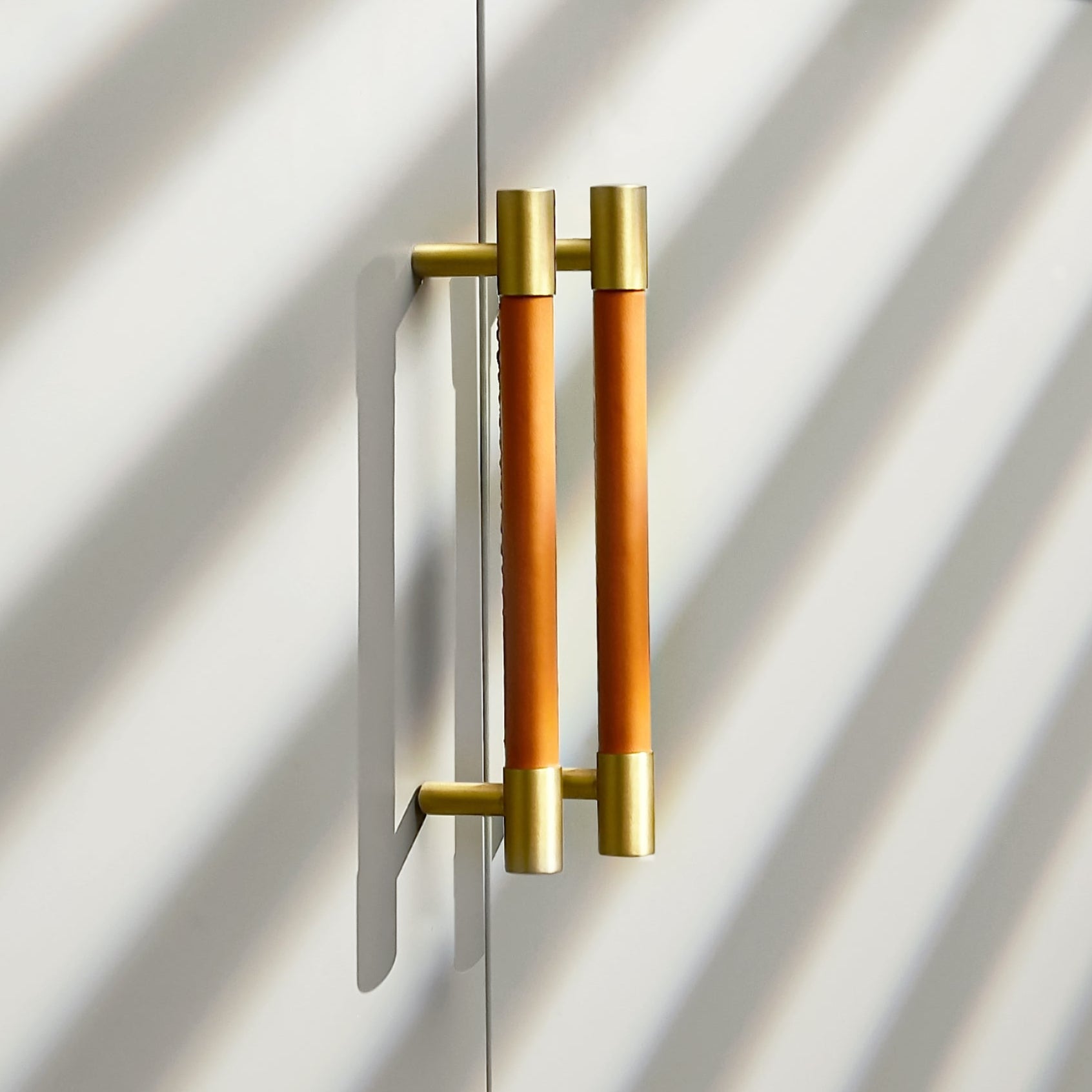 BEETHAM Solid Brass & Leather Furniture Handles - meraki.