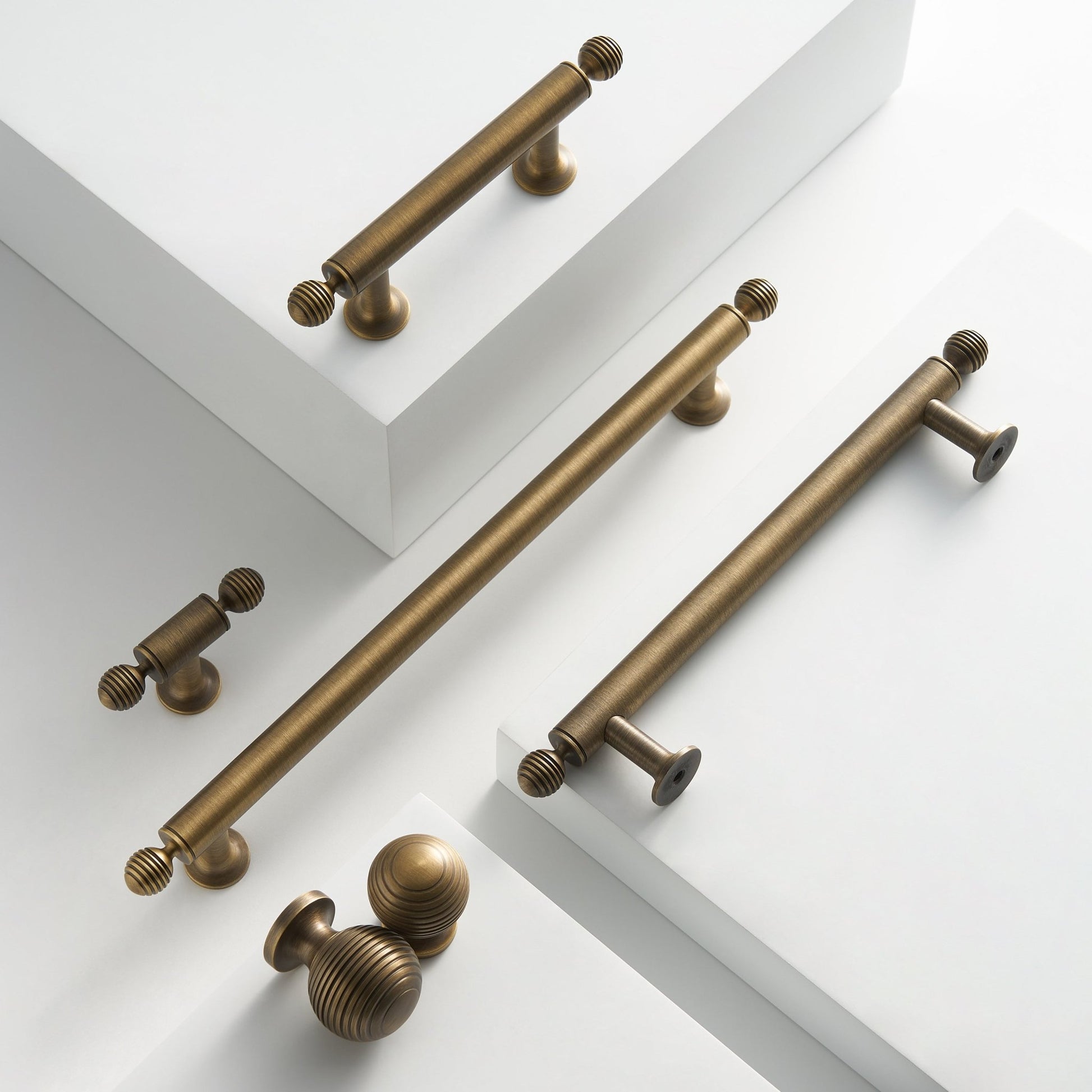 GREPP Solid Brass Handle - meraki.