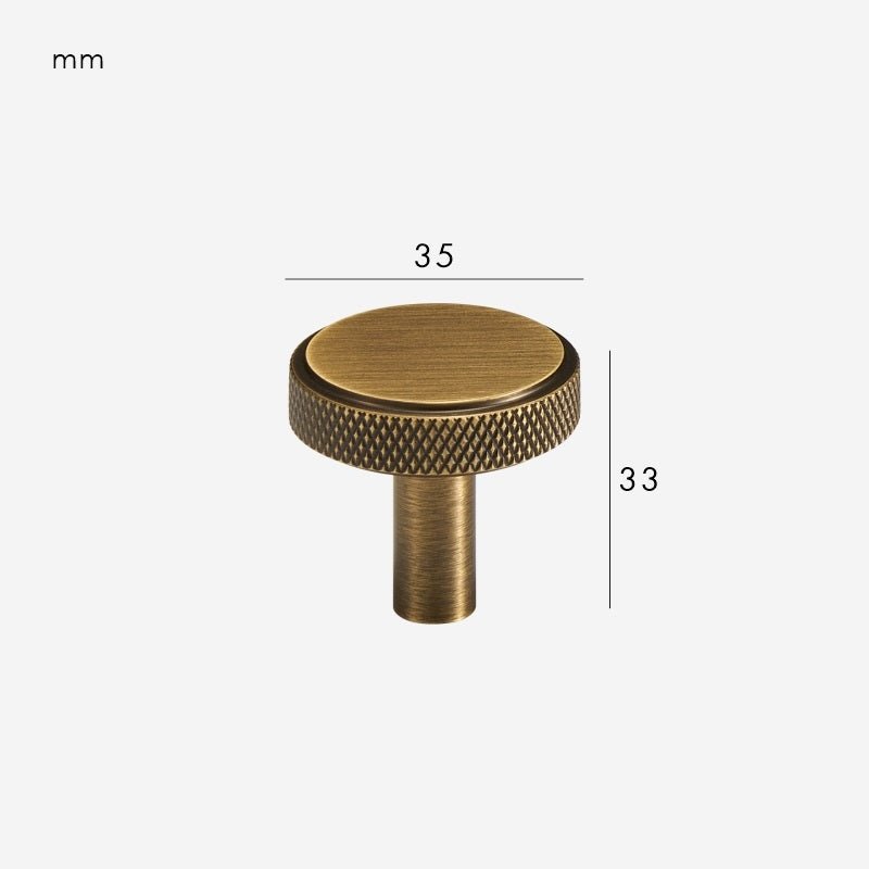 MANHATTAN Knurled Brass Knobs - meraki.