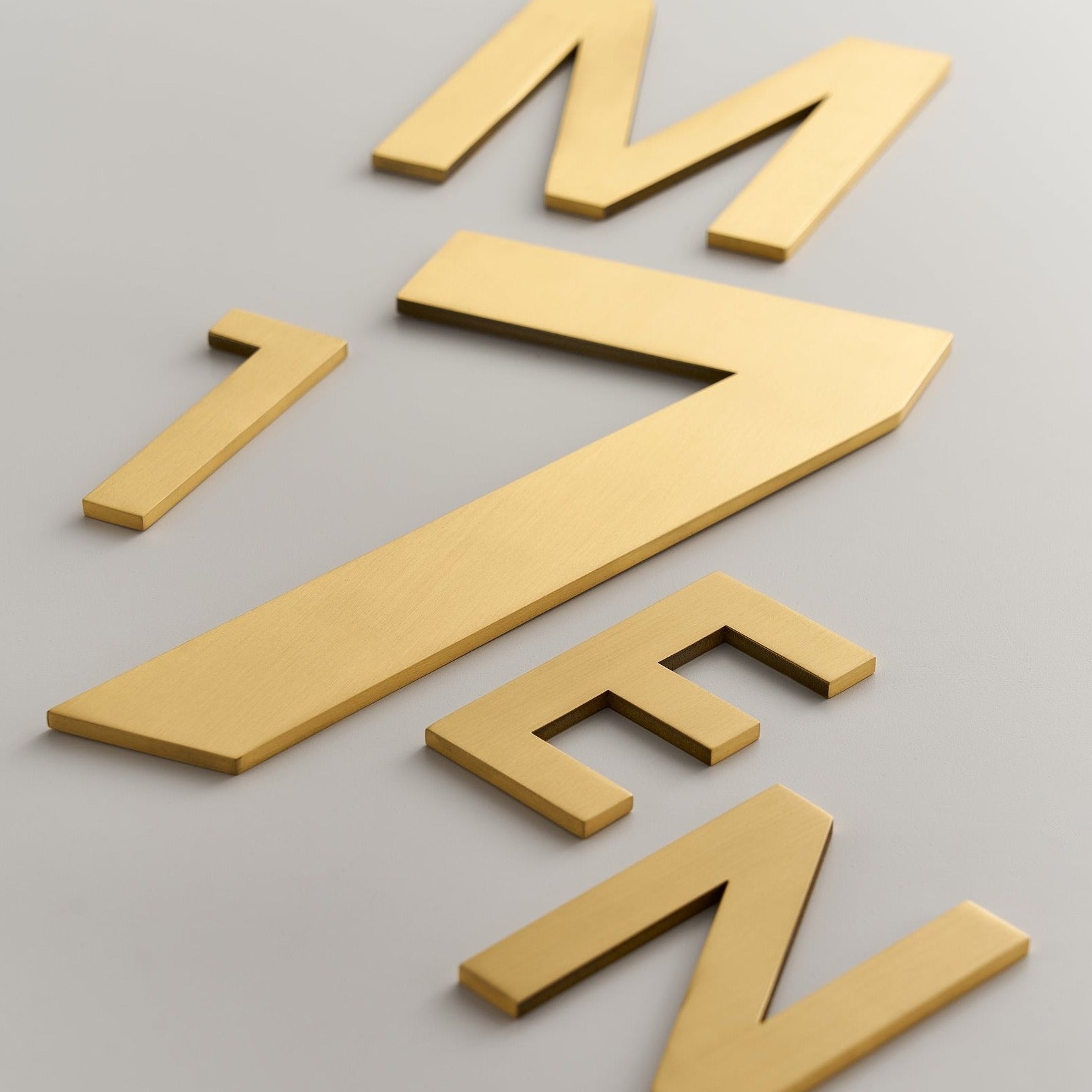 METRO Numbers in Satin Brass - meraki.