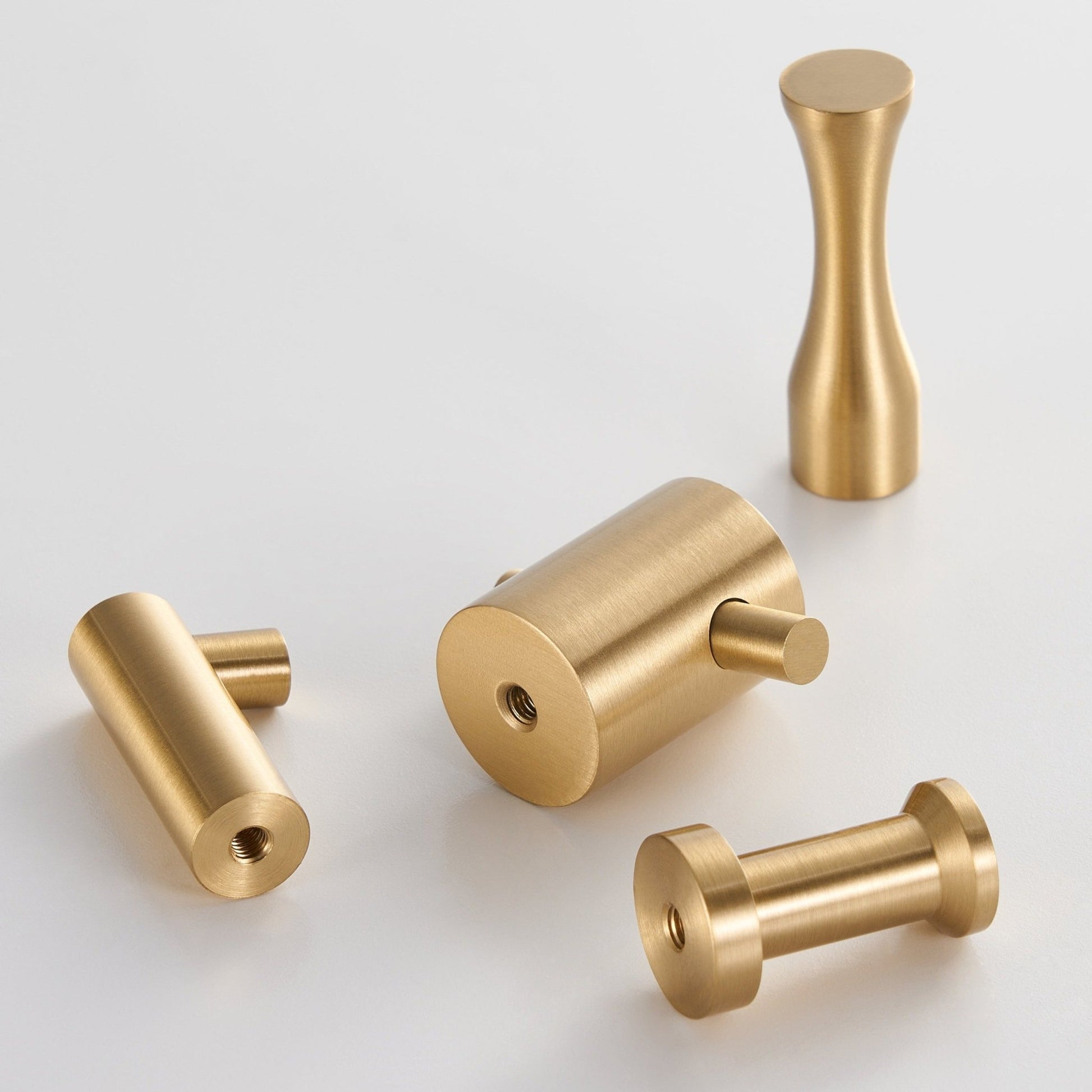 MODULA Brass Wall Hooks - meraki.