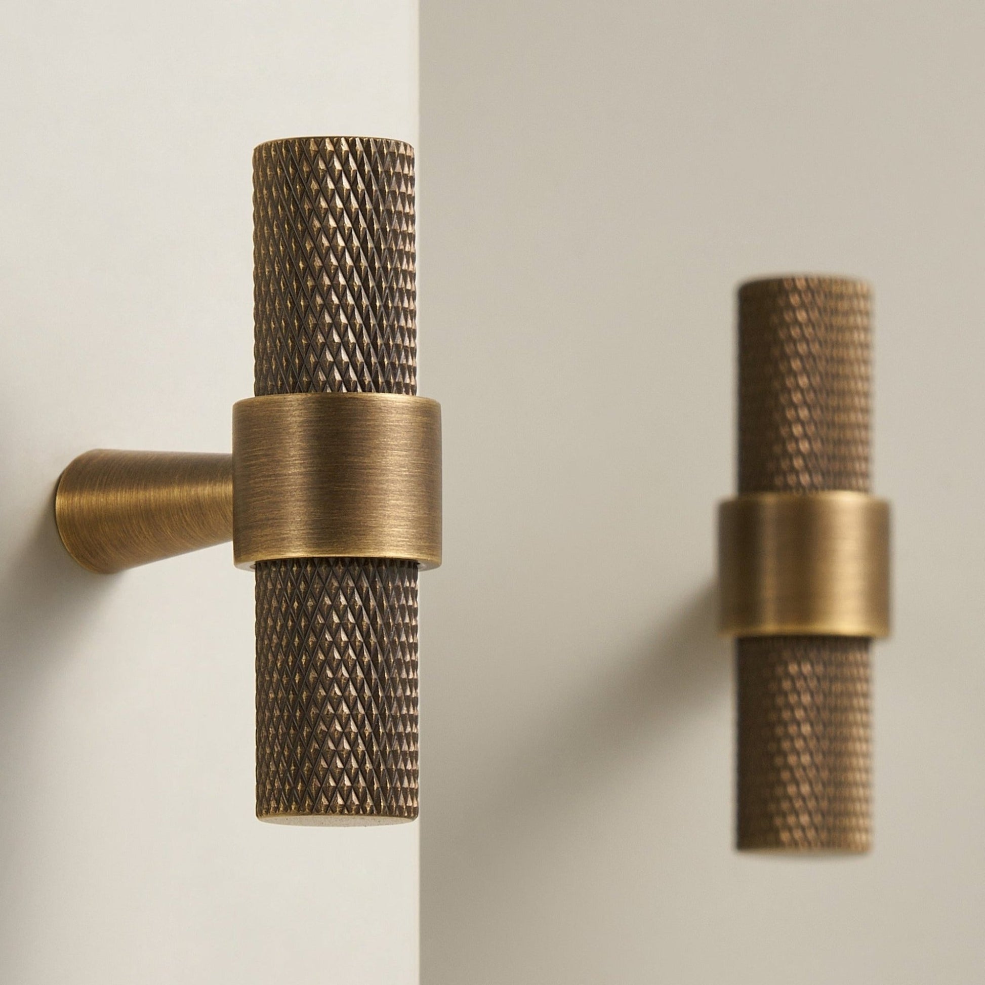 VENTO Solid Brass T - Bars - meraki.