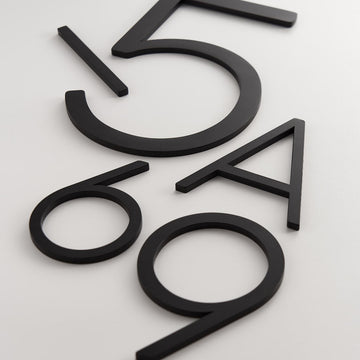 EZRA Numbers in Matte Black - meraki.