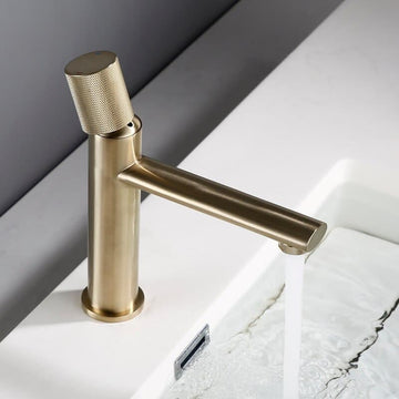 KOMVOS Knurled Mixer Tap