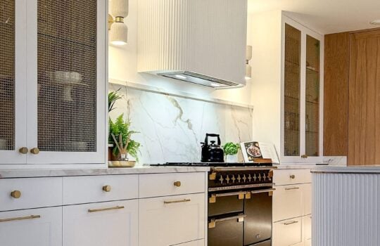 How to Choose and Fit Cabinet Hardware - meraki.