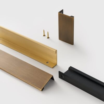 VYRA Solid Brass Edge Pulls