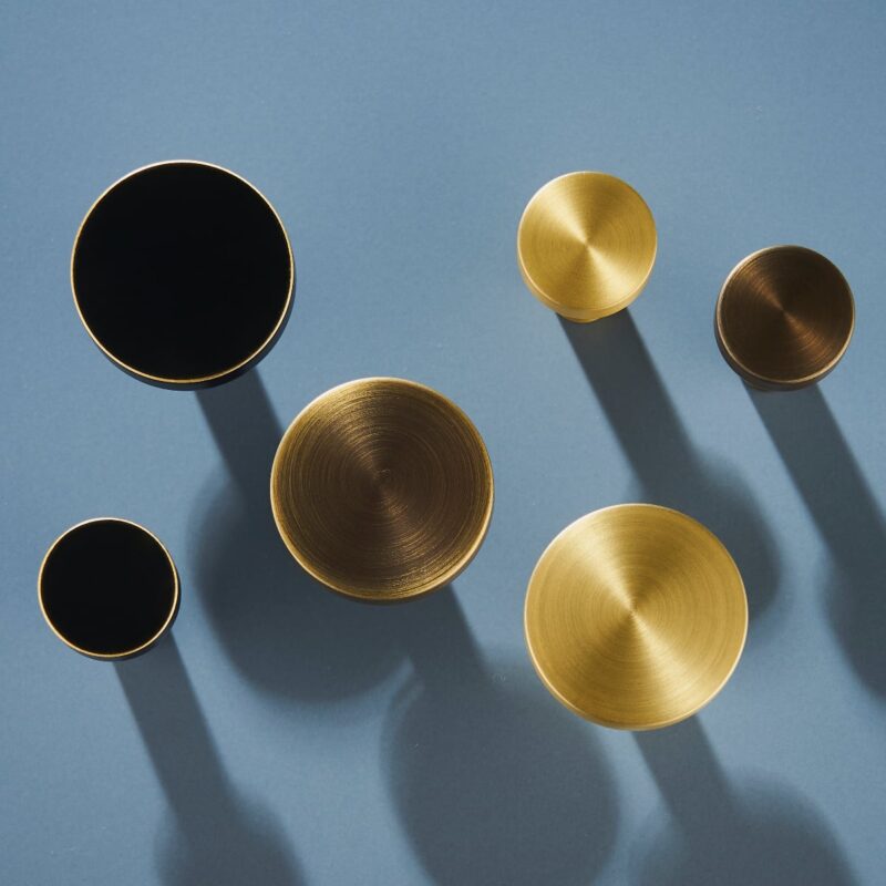 BRAZE Circular Brass Knobs