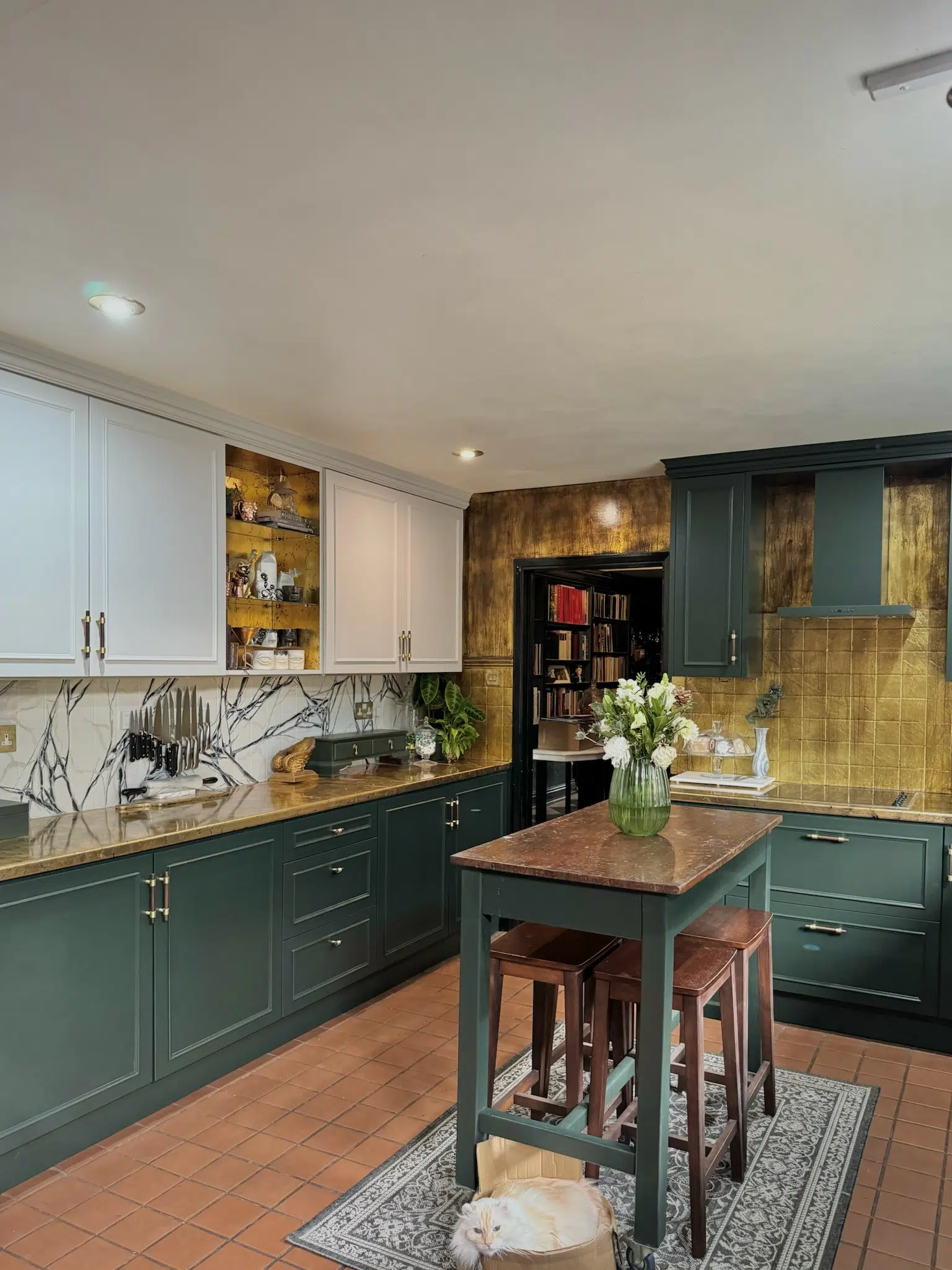 CIRCA Handles Featured in Bland Design's Stunning Kitchen Transformation 1 Bland Design kitchen transformation with CIRCA handles