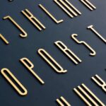 AMYTHUS Lettere in ottone massiccio satinato