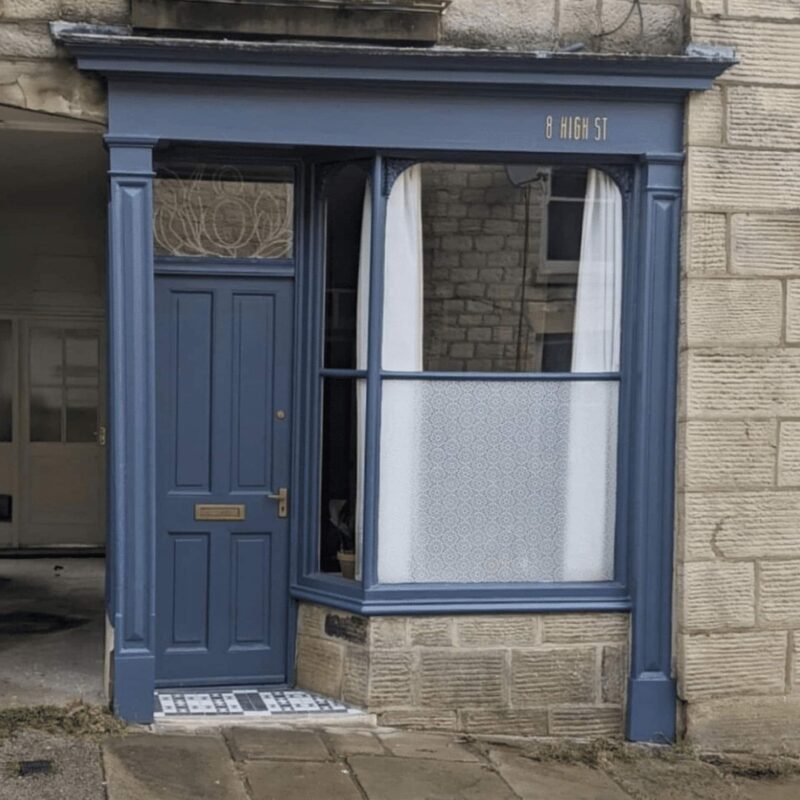 AMYTHUS Lettere in ottone massiccio satinato