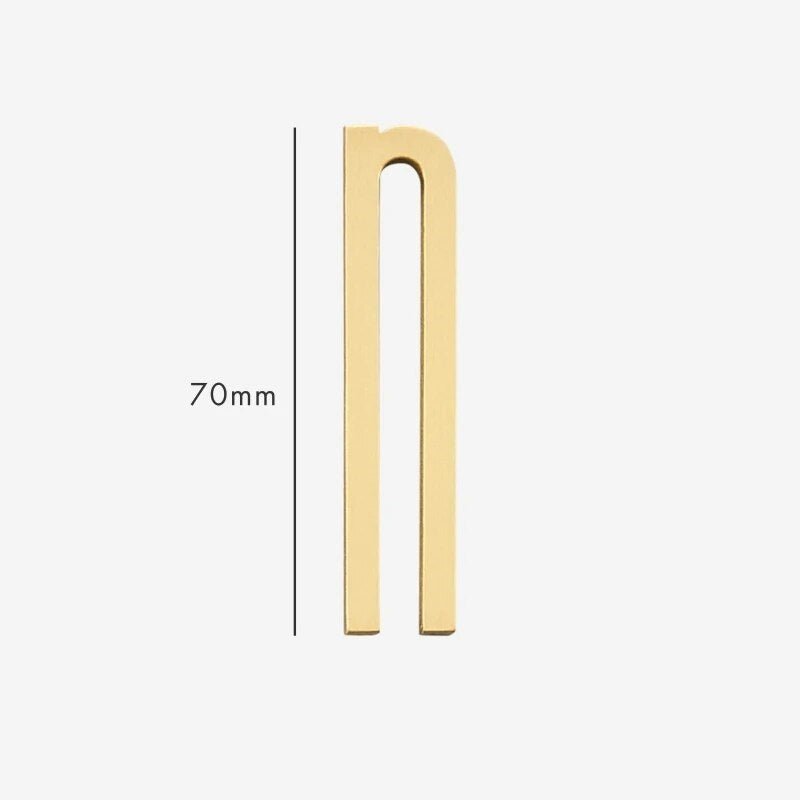 AMYTHUS Lettere in ottone massiccio satinato