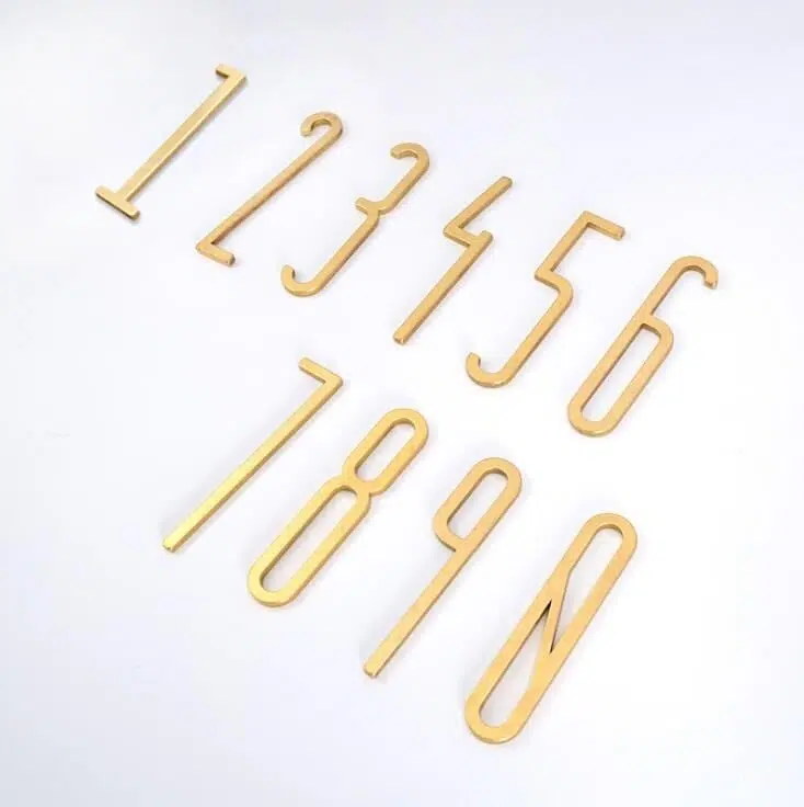 AMYTHUS Satin Solid Brass Numbers 8 AMYTHUS Satin Solid Brass Numbers
