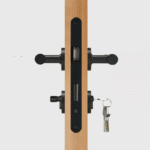 ARIS Manilla de latón macizo