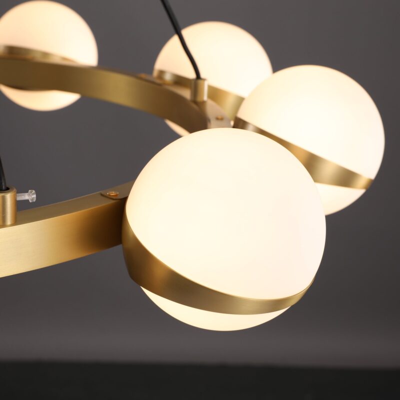 ASTRA Massiv-Messing-Kronleuchter