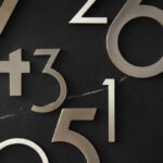 Numeri civici DEKO in ottone massiccio