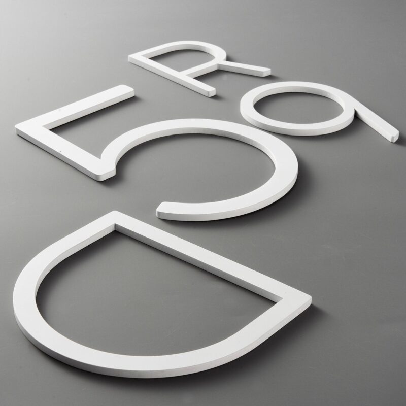 Personnages EZRA en blanc 6 Personnages EZRA en blanc