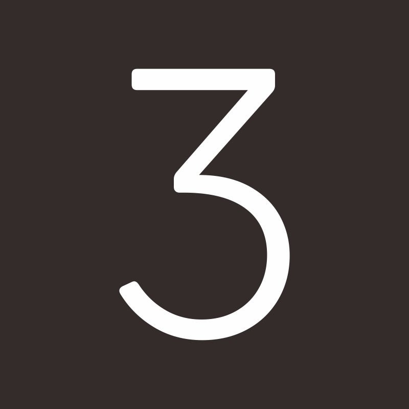 EZRA Zahlen in Weiß