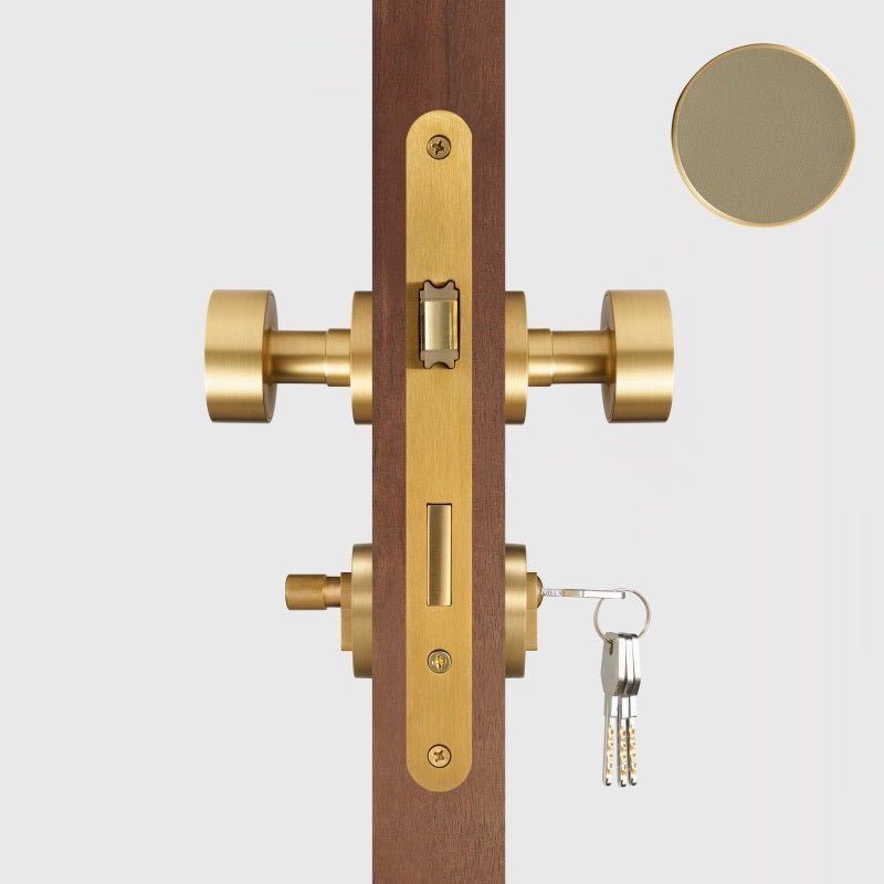 Maniglia per porta FERN in ottone massiccio e pelle – Ottone satinato