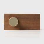 Maniglia per porta FERN in ottone massiccio e pelle – Ottone satinato