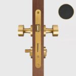 Maniglia per porta FERN in ottone massiccio e pelle – Ottone satinato