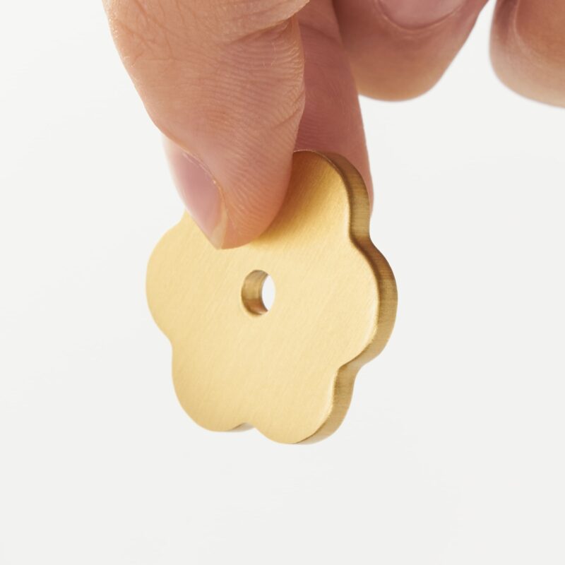 Plaque arrière en laiton massif FLORE