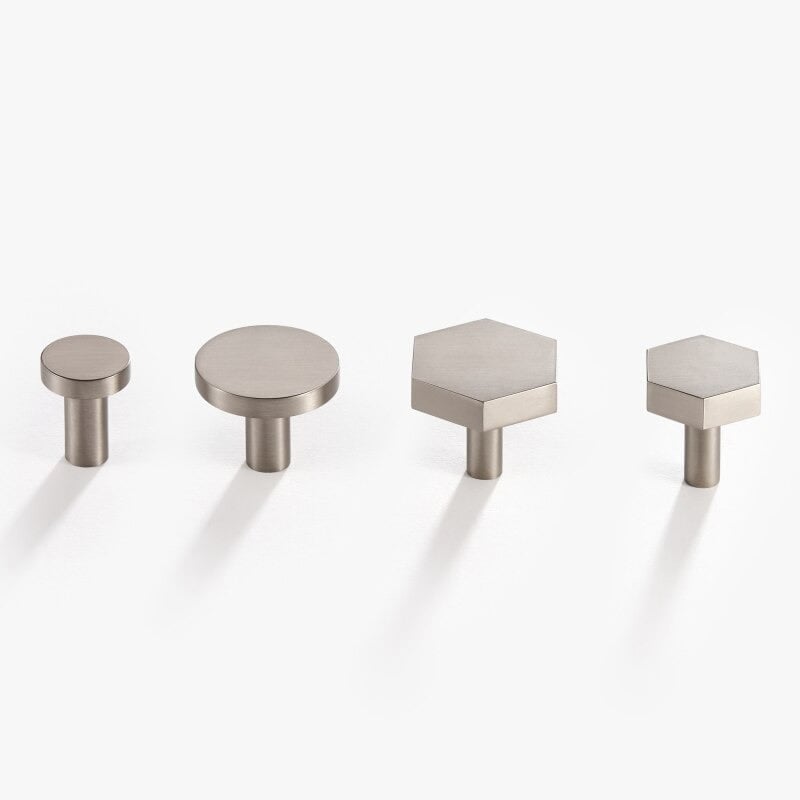 Pomelli per porte in nichel satinato GESTALTE