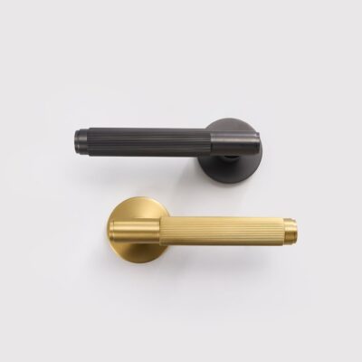 GOTHAM Lever Door Handles & Lock Set - meraki.