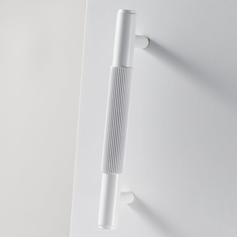 GOTHAM Tiradores de latón macizo