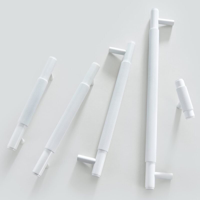 GOTHAM Tiradores de latón macizo