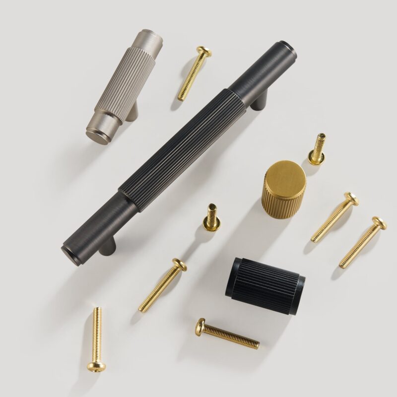 GOTHAM Boutons en laiton massif