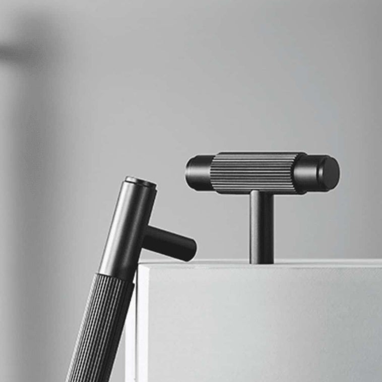 Barre a T in ottone massiccio GOTHAM