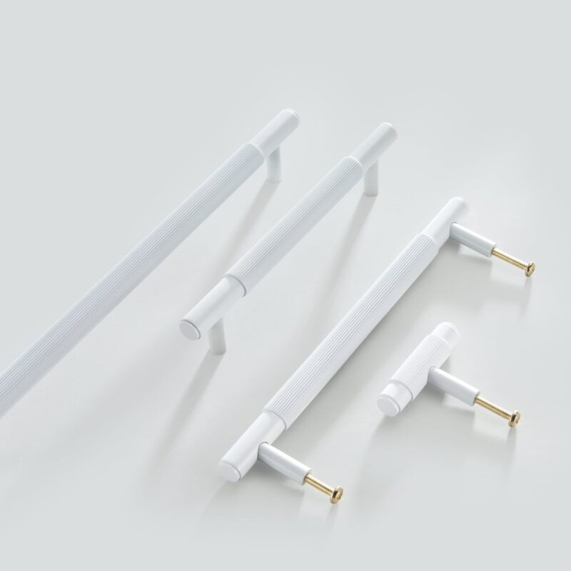 Barre a T in ottone massiccio GOTHAM