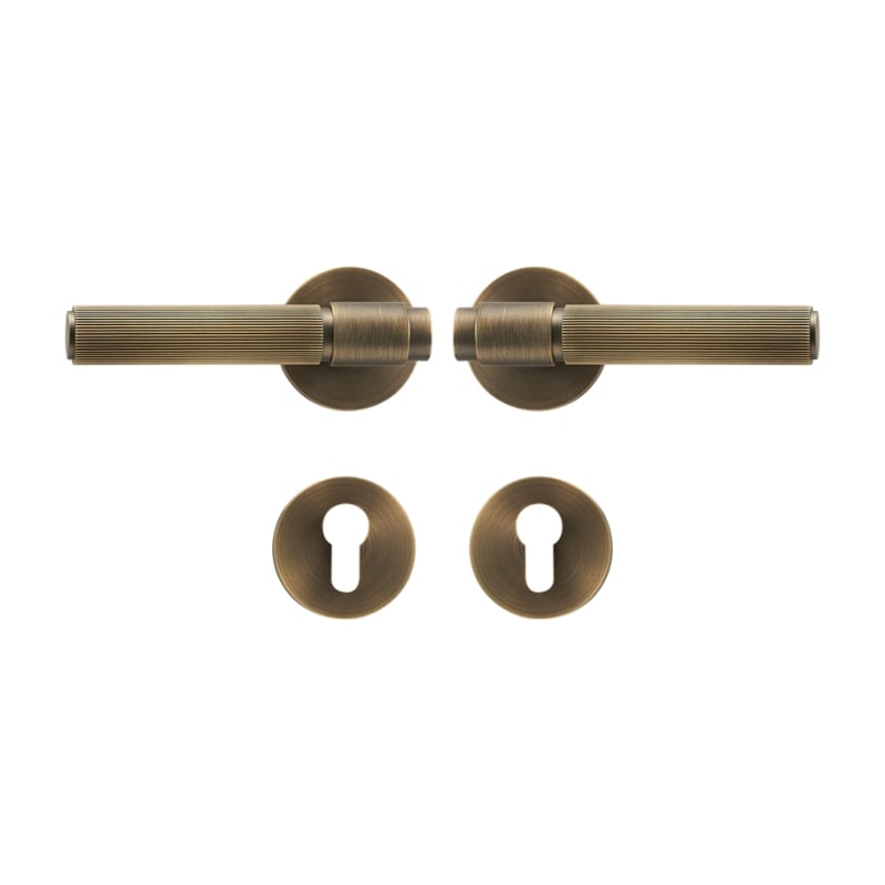 Juego de manillería y cerradura LEVVA