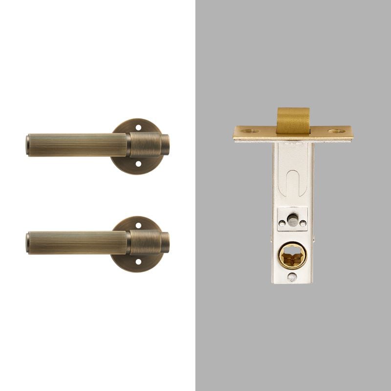 Juego de manillería y cerradura LEVVA