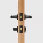 Maniglia per porta in ottone massiccio HART