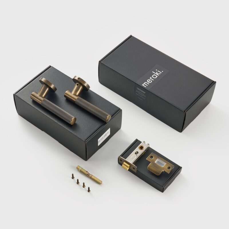 Maniglia per porta in ottone massiccio HART