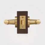 Maniglia per porta in ottone massiccio HART