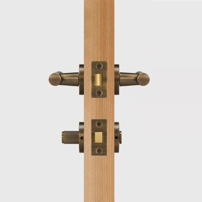 Maniglia per porta in ottone massiccio HART