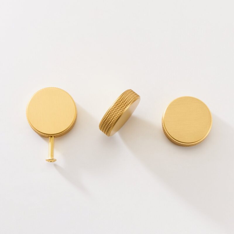 Bouton en laiton massif KERMA - Disque