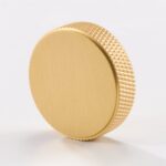 Bouton en laiton massif KERMA - Disque