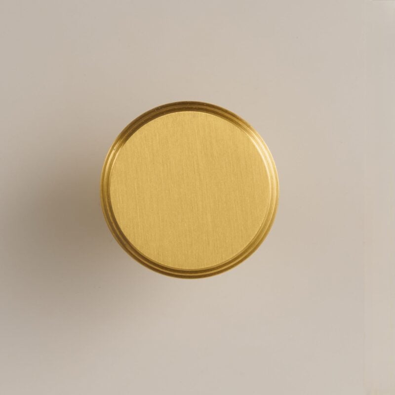 Pomos de latón macizo LAUTUS