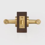 Manillas de latón macizo LITA