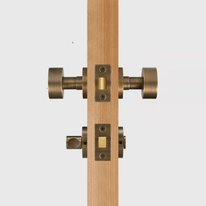 LUNO Pomello per porta in ottone massiccio