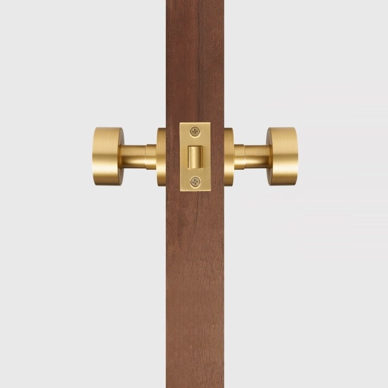 LUNO Pomello per porta in ottone massiccio