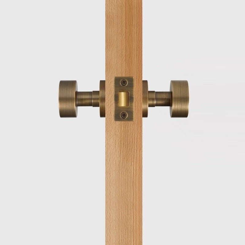 LUNO Pomello per porta in ottone massiccio