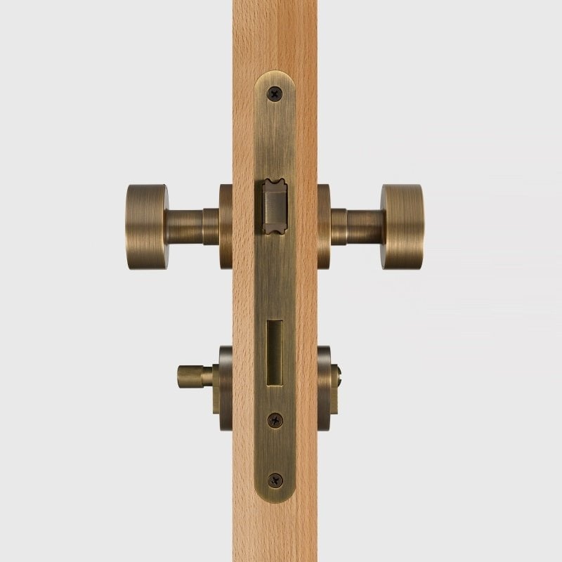 LUNO Pomello per porta in ottone massiccio