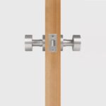 LUNO Pomello per porta in ottone massiccio