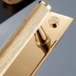 LUX Knurled Handle with Plate