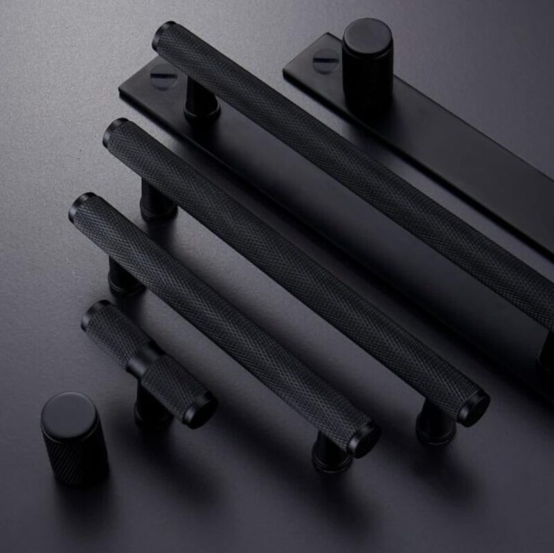 Barre en T moletée en laiton massif LUX 6 Barre en T moletée en laiton massif LUX