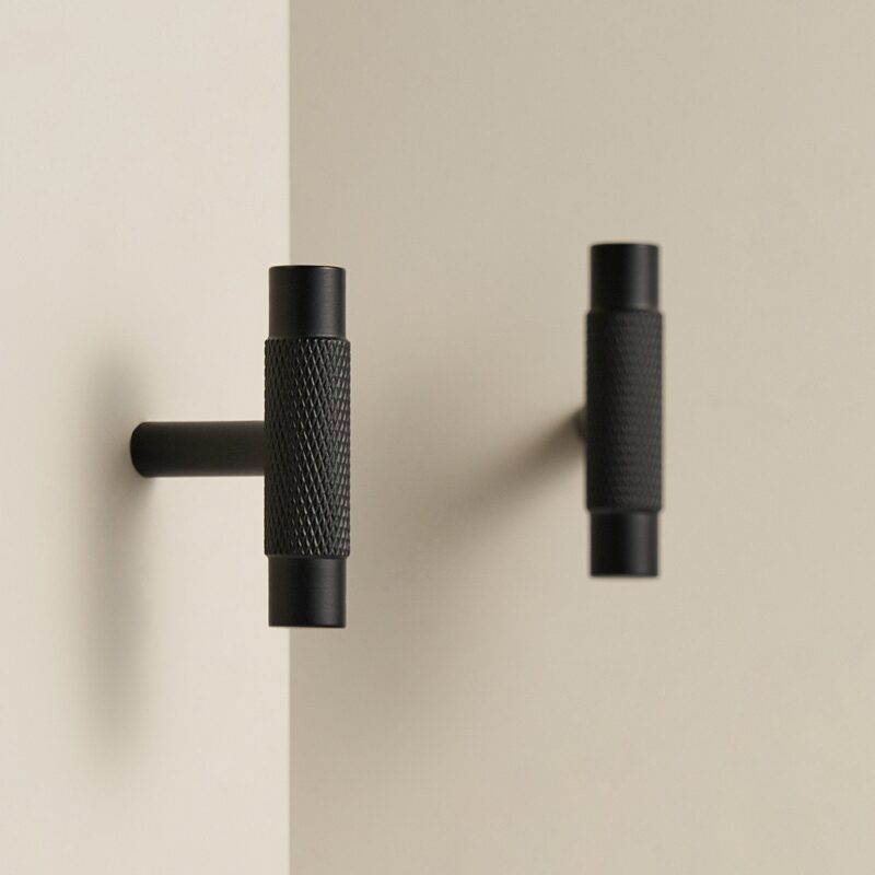 Barre a T in ottone zigrinato MANHATTAN